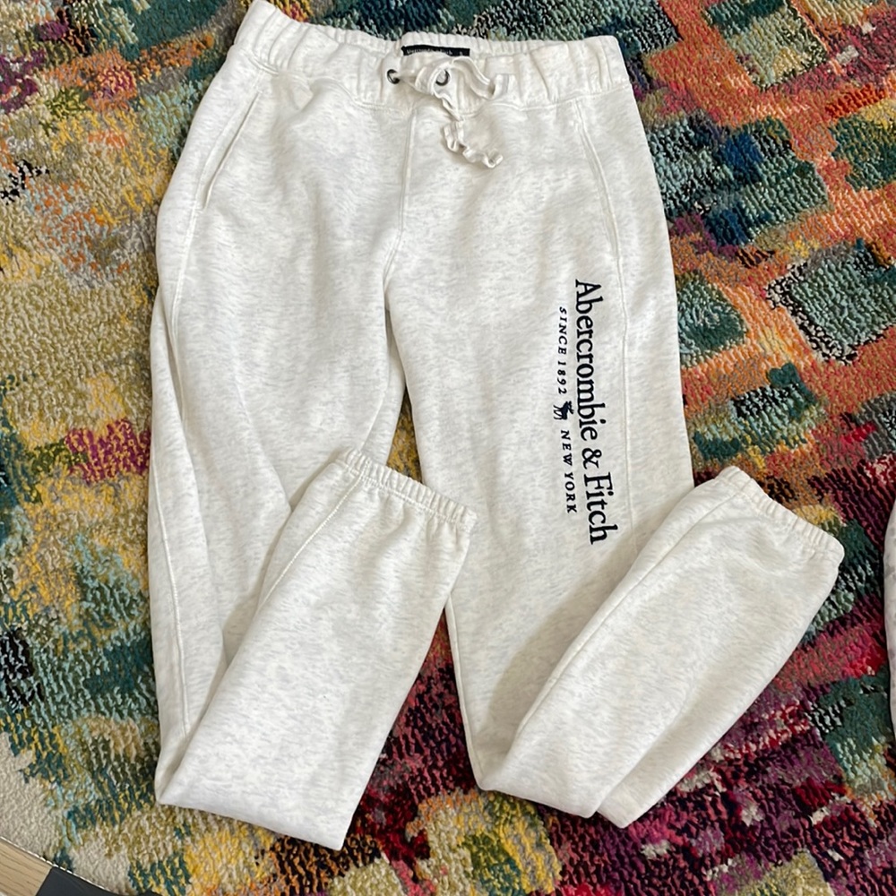 A&f logo sweatpants heather grey size small like new